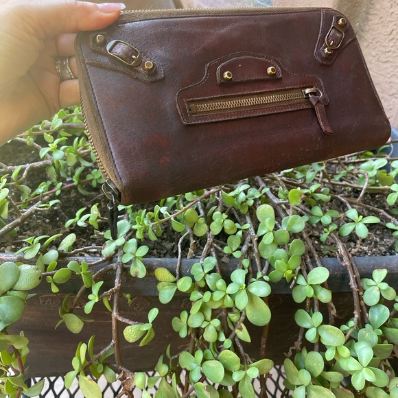 Balenciaga large zip around wallet - Picture 7 of 16